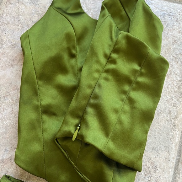 Aritzia Wilfred Skirt Set - Picture 4 of 10